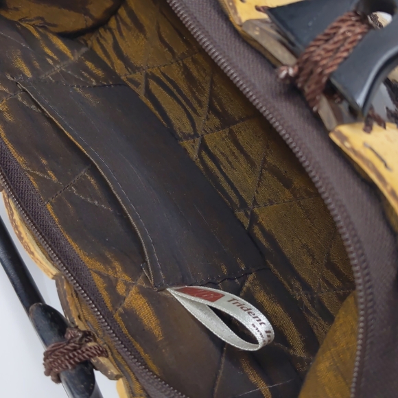 Coconut Shell Purse Wooden Handles - Picture 4 of 15